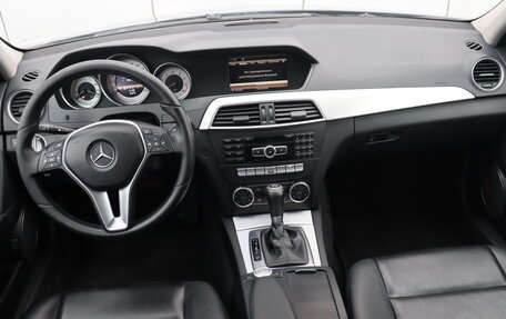 Mercedes-Benz C-Класс, 2011 год, 1 500 000 рублей, 10 фотография