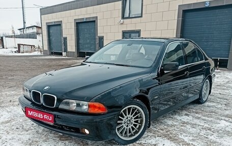 BMW 5 серия, 2002 год, 660 000 рублей, 1 фотография