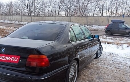 BMW 5 серия, 2002 год, 660 000 рублей, 2 фотография