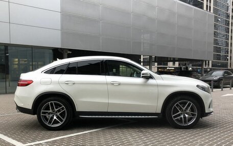 Mercedes-Benz GLE Coupe, 2017 год, 4 500 000 рублей, 6 фотография