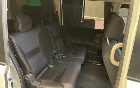 Nissan Serena III, 2010 год, 1 600 000 рублей, 10 фотография