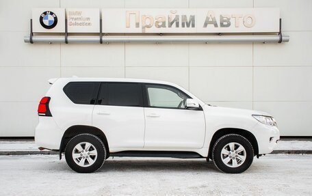 Toyota Land Cruiser Prado 150 рестайлинг 2, 2018 год, 5 237 000 рублей, 6 фотография