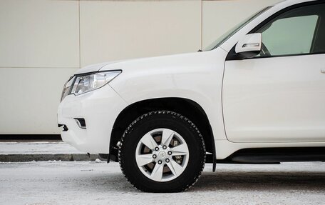 Toyota Land Cruiser Prado 150 рестайлинг 2, 2018 год, 5 237 000 рублей, 7 фотография