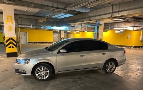 Volkswagen Passat B7, 2012 год, 950 000 рублей, 3 фотография