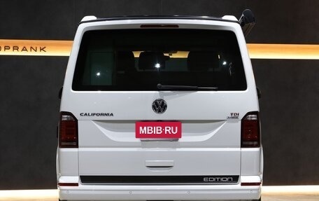 Volkswagen California T6, 2016 год, 9 000 000 рублей, 9 фотография