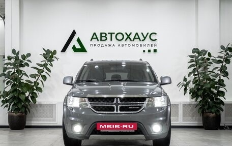 Dodge Journey I, 2011 год, 990 000 рублей, 2 фотография