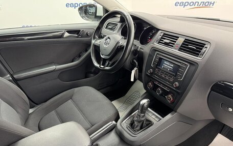 Volkswagen Jetta VI, 2018 год, 1 550 000 рублей, 10 фотография