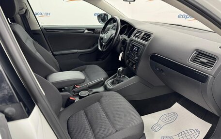 Volkswagen Jetta VI, 2018 год, 1 550 000 рублей, 9 фотография