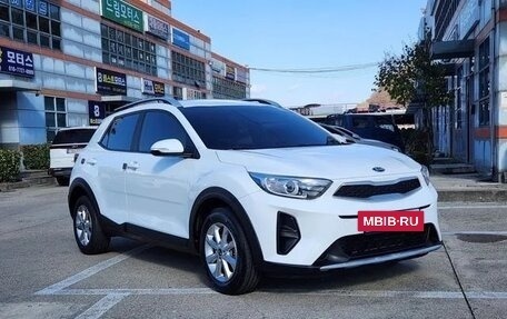 KIA Stonic, 2021 год, 1 430 000 рублей, 3 фотография