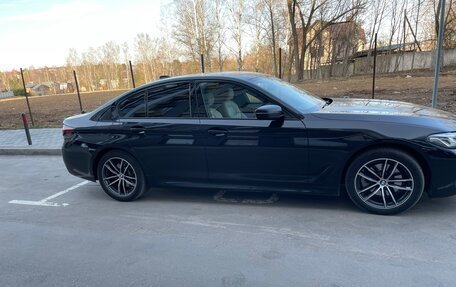 BMW 5 серия, 2021 год, 4 200 000 рублей, 2 фотография