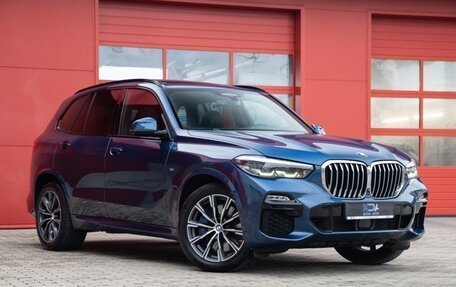 BMW X5, 2019 год, 5 299 800 рублей, 3 фотография