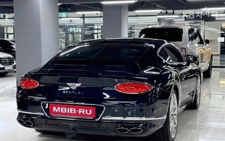 Bentley Continental GT III, 2021 год, 17 000 000 рублей, 3 фотография