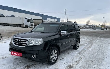 Honda Pilot III рестайлинг, 2013 год, 2 490 000 рублей, 1 фотография