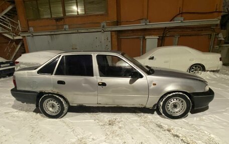 Daewoo Nexia I рестайлинг, 2000 год, 120 000 рублей, 1 фотография