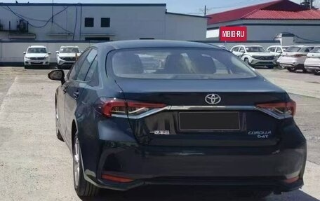 Toyota Corolla, 2024 год, 2 750 000 рублей, 4 фотография