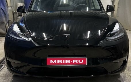 Tesla Model Y I, 2023 год, 6 900 000 рублей, 1 фотография