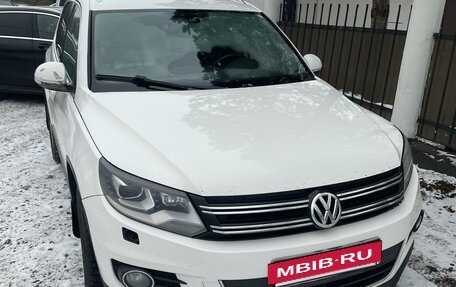 Volkswagen Tiguan I, 2011 год, 1 195 000 рублей, 2 фотография