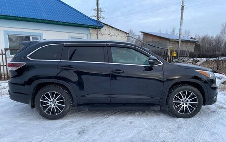 Toyota Highlander III, 2014 год, 3 300 000 рублей, 4 фотография