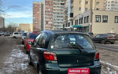 Toyota Vitz, 2000 год, 325 000 рублей, 4 фотография