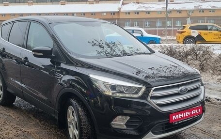 Ford Kuga III, 2018 год, 2 100 000 рублей, 2 фотография