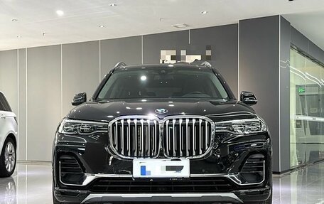 BMW X7, 2021 год, 9 580 000 рублей, 2 фотография