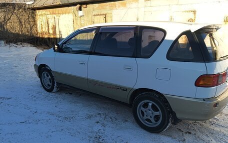 Toyota Ipsum II, 1997 год, 600 000 рублей, 3 фотография