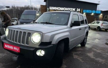 Jeep Liberty (Patriot), 2008 год, 775 000 рублей, 30 фотография