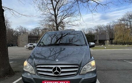 Mercedes-Benz Viano, 2010 год, 2 500 000 рублей, 2 фотография