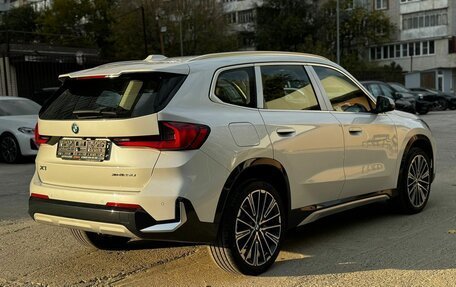 BMW X1, 2024 год, 6 090 000 рублей, 5 фотография