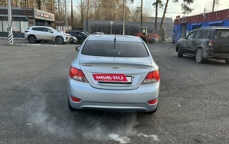 Hyundai Solaris II рестайлинг, 2011 год, 715 000 рублей, 9 фотография