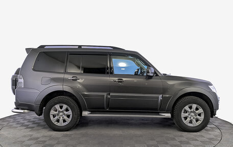 Mitsubishi Pajero IV, 2018 год, 3 850 000 рублей, 4 фотография