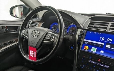 Toyota Camry, 2017 год, 2 690 000 рублей, 27 фотография