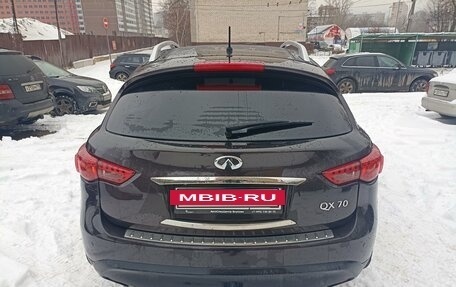 Infiniti QX70, 2014 год, 2 500 000 рублей, 3 фотография