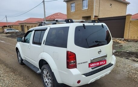 Nissan Pathfinder, 2011 год, 1 920 000 рублей, 4 фотография