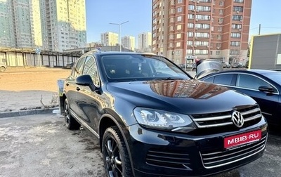 Volkswagen Touareg III, 2012 год, 2 038 000 рублей, 1 фотография