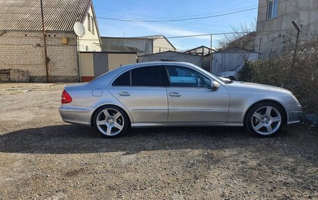 Mercedes-Benz E-Класс, 2005 год, 900 000 рублей, 8 фотография