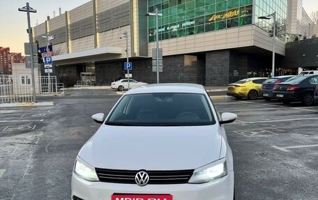 Volkswagen Jetta VI, 2012 год, 675 000 рублей, 3 фотография