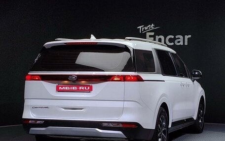 KIA Carnival, 2021 год, 2 870 000 рублей, 3 фотография