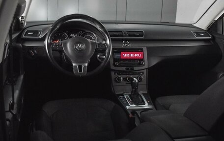 Volkswagen Passat B7, 2013 год, 1 285 000 рублей, 6 фотография