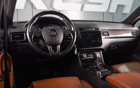 Volkswagen Touareg III, 2013 год, 2 529 000 рублей, 6 фотография