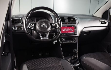 Volkswagen Polo VI (EU Market), 2018 год, 1 399 000 рублей, 6 фотография