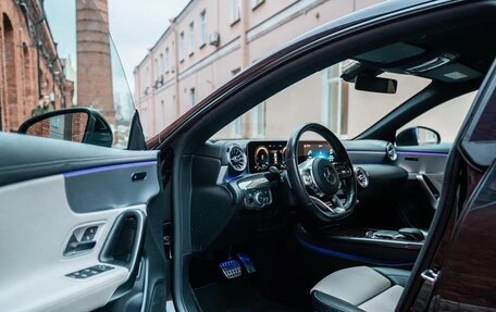 Mercedes-Benz CLA, 2019 год, 2 760 000 рублей, 8 фотография