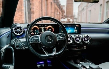 Mercedes-Benz CLA, 2019 год, 2 760 000 рублей, 14 фотография