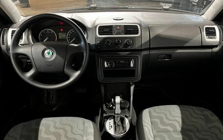 Skoda Fabia II, 2009 год, 768 000 рублей, 14 фотография