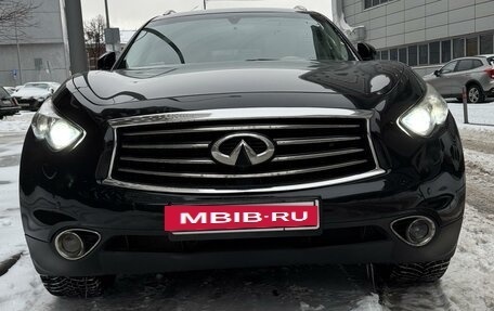 Infiniti FX II, 2013 год, 2 500 000 рублей, 3 фотография