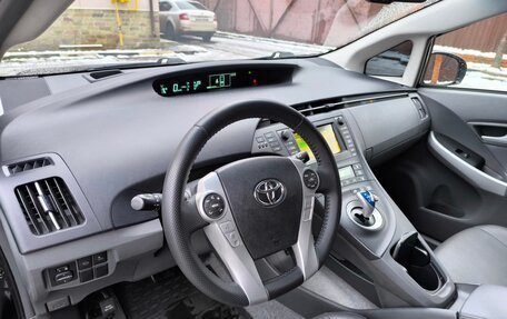 Toyota Prius, 2012 год, 1 750 000 рублей, 11 фотография