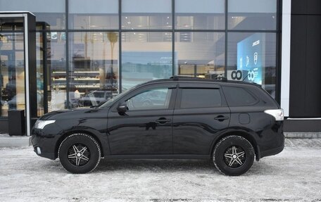 Mitsubishi Outlander III рестайлинг 3, 2014 год, 1 730 000 рублей, 8 фотография