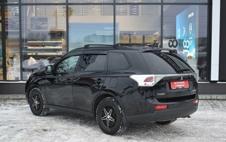 Mitsubishi Outlander III рестайлинг 3, 2014 год, 1 730 000 рублей, 7 фотография