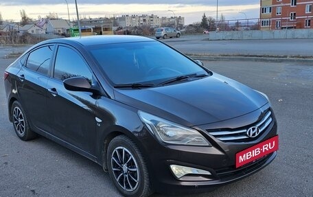 Hyundai Solaris II рестайлинг, 2015 год, 1 250 000 рублей, 5 фотография