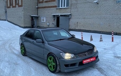 Toyota Altezza, 2001 год, 850 000 рублей, 1 фотография